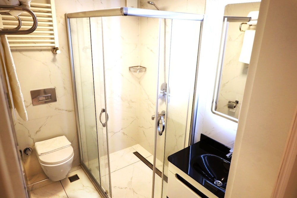 Bakirkoy Tashan Business & Airport Hotel 21