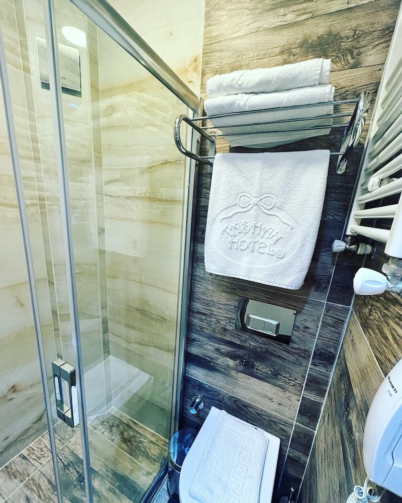 Bakirkoy Tashan Business & Airport Hotel 19