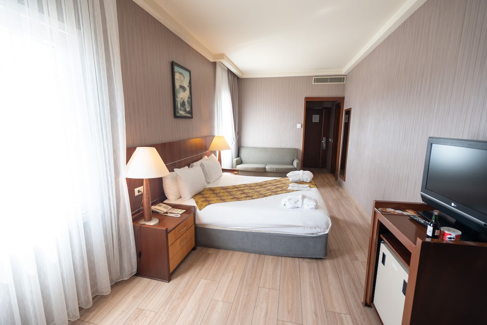 The Green Park Hotel Bostanci 14
