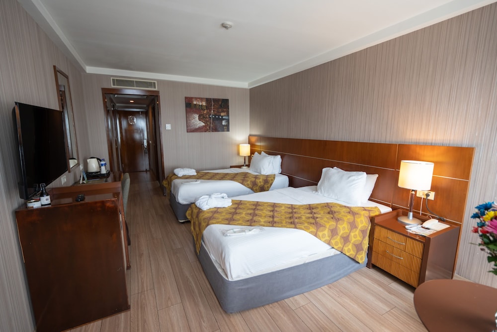 The Green Park Hotel Bostanci 9