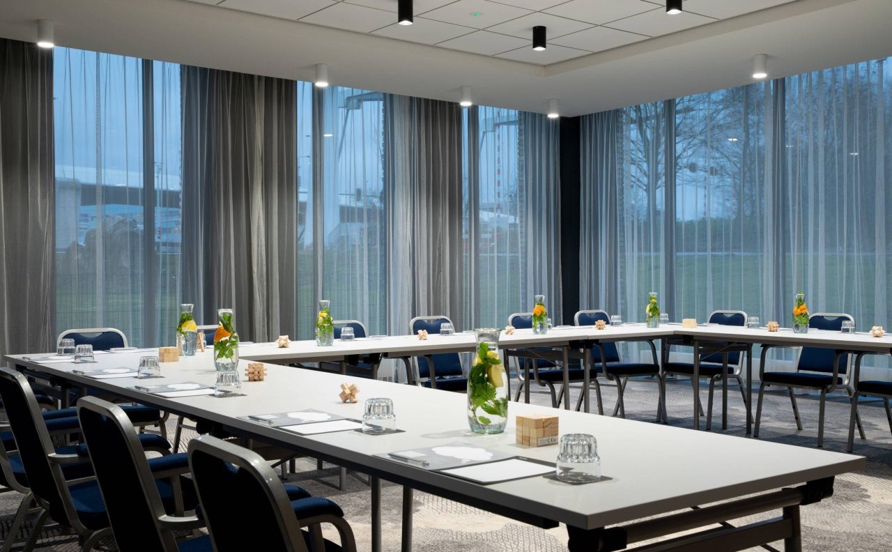 Renaissance Amsterdam Schiphol Airport Hotel 10
