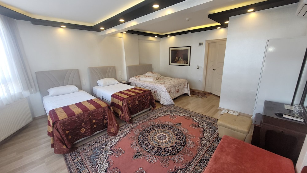 Mehmet Bey Hotel 7