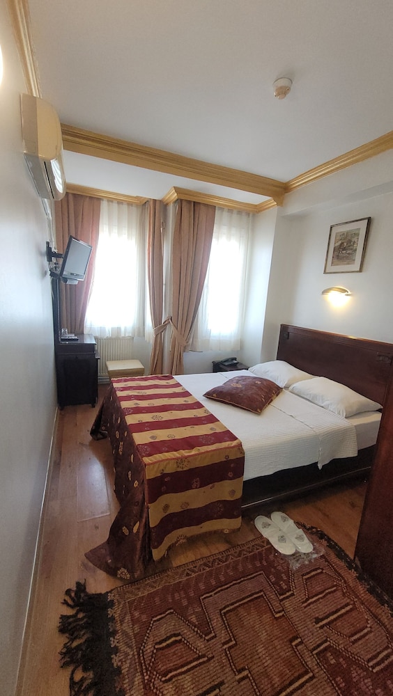 Mehmet Bey Hotel 14
