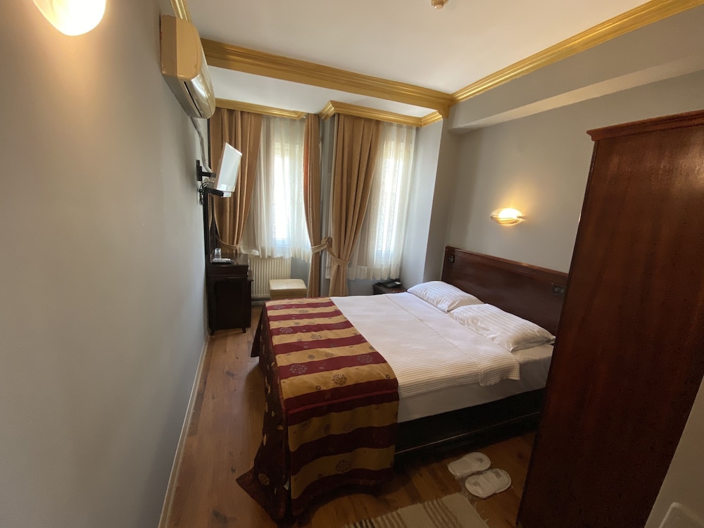Mehmet Bey Hotel 12