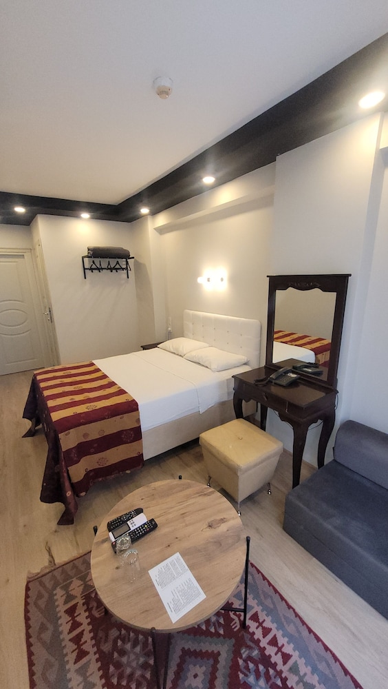 Mehmet Bey Hotel 21