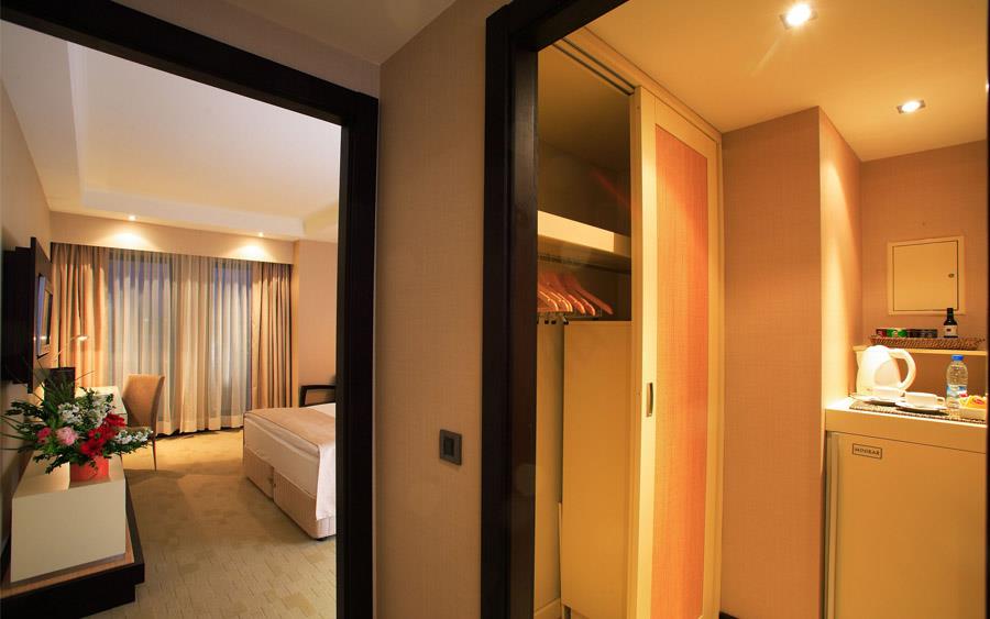 Adm Grand Hotel 6