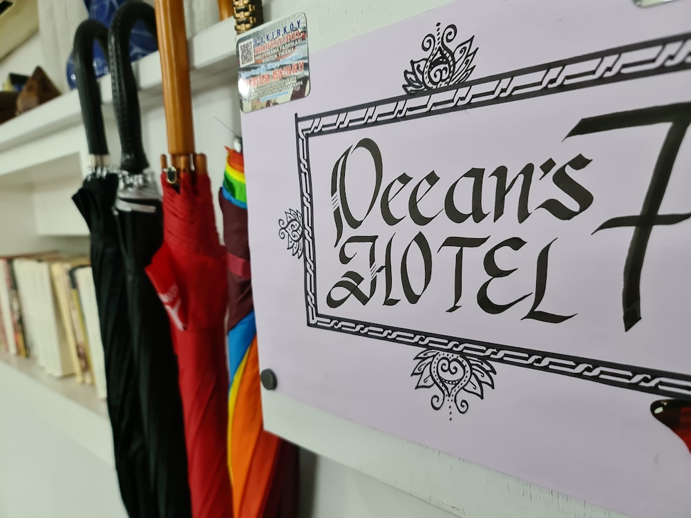 Hotel Ocean's 7 18