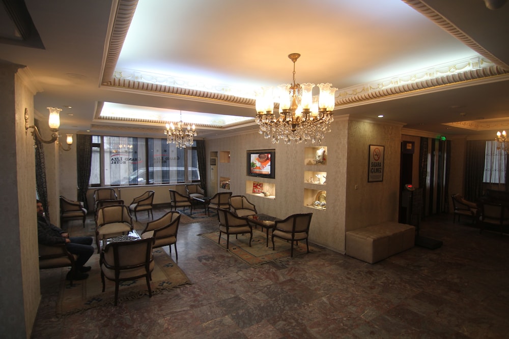 Grand Liza Hotel 22