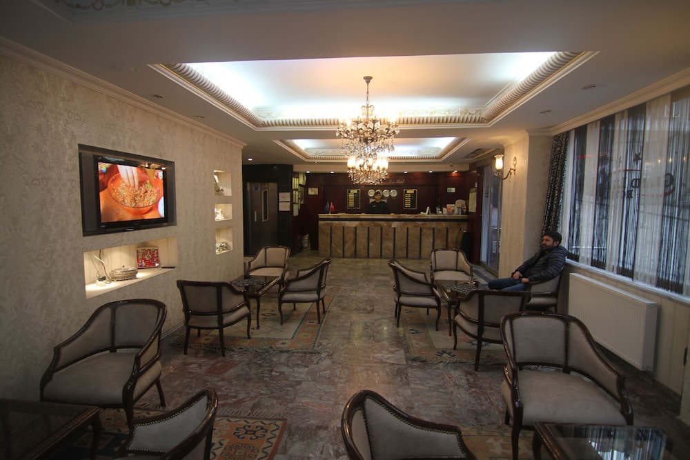 Grand Liza Hotel 24