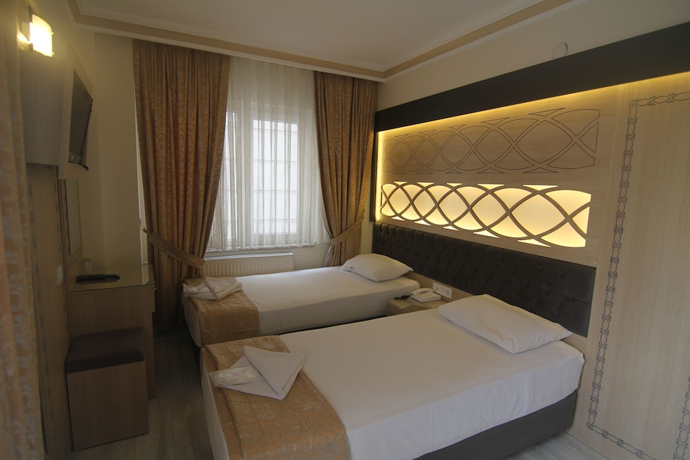 Grand Liza Hotel 6