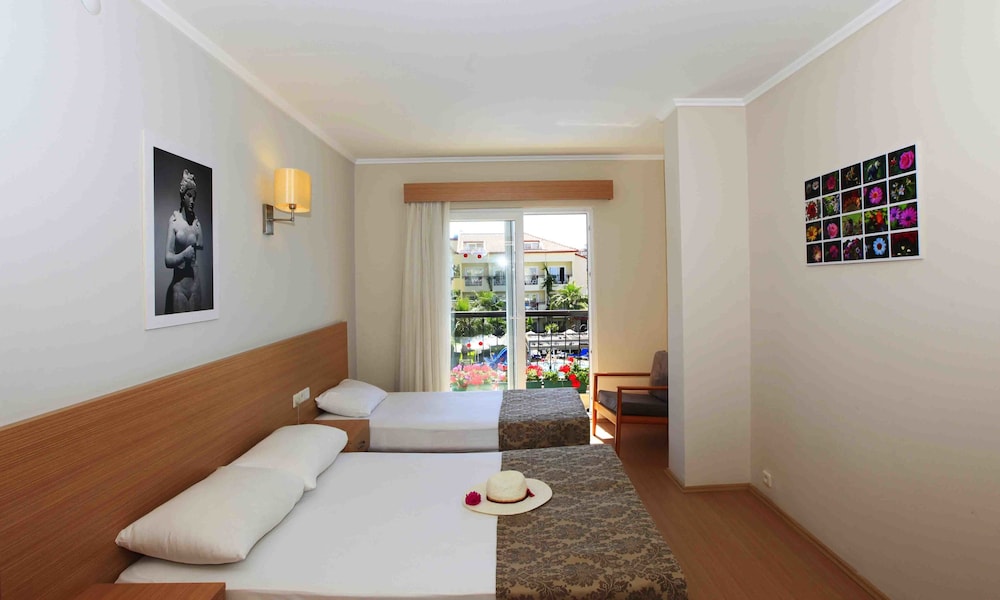 Sun City Apartments & Hotel 7