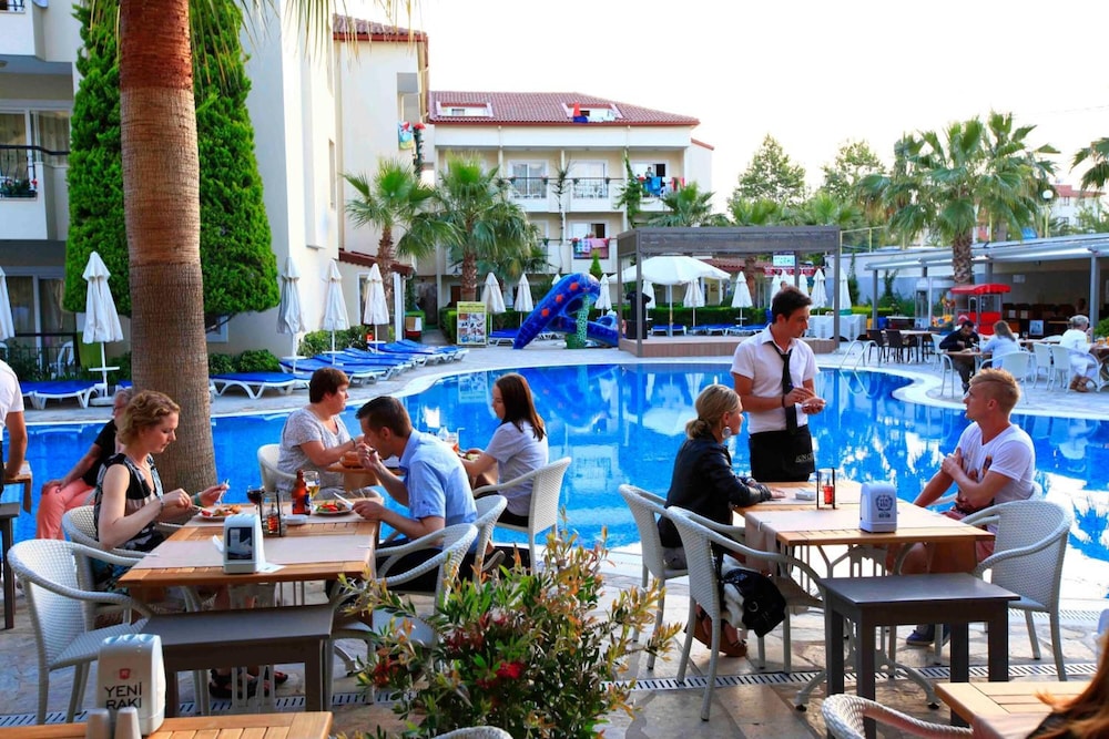 Sun City Apartments & Hotel 24