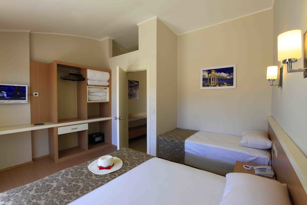 Sun City Apartments & Hotel 6