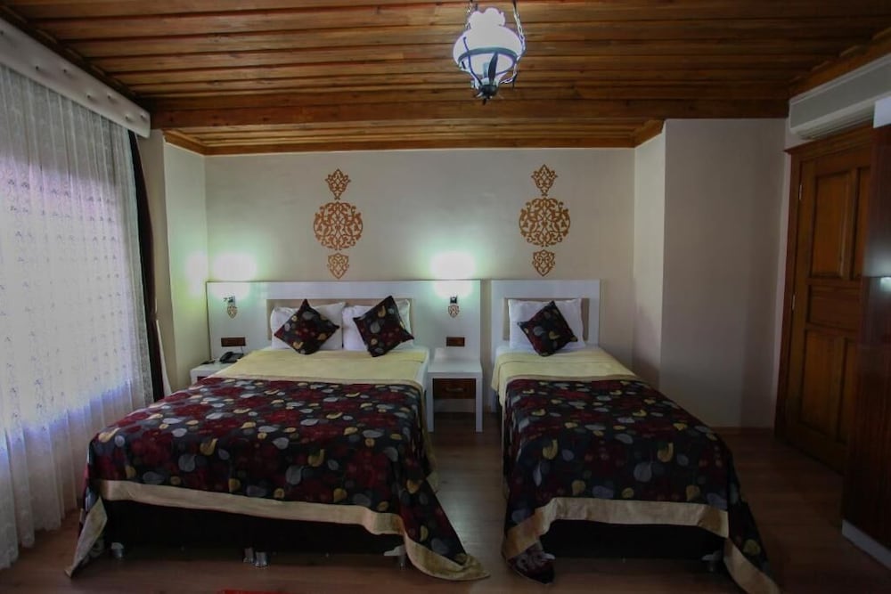 Bacchus Pension 7
