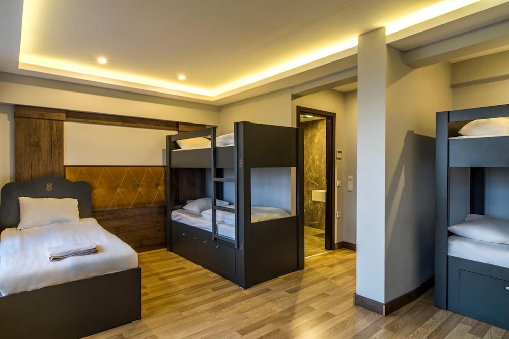 Bucoleon Hotel 15