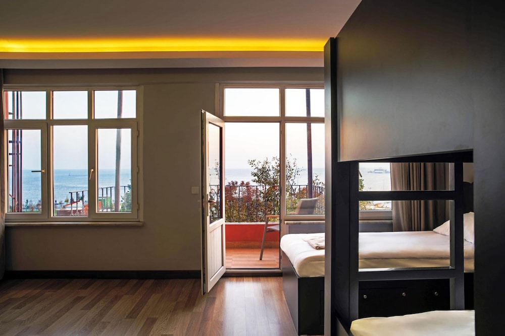 Bucoleon Hotel 9