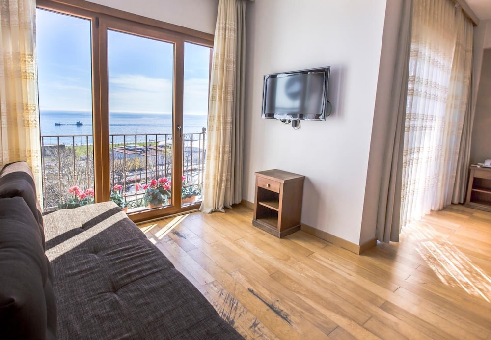 Bucoleon Hotel 19