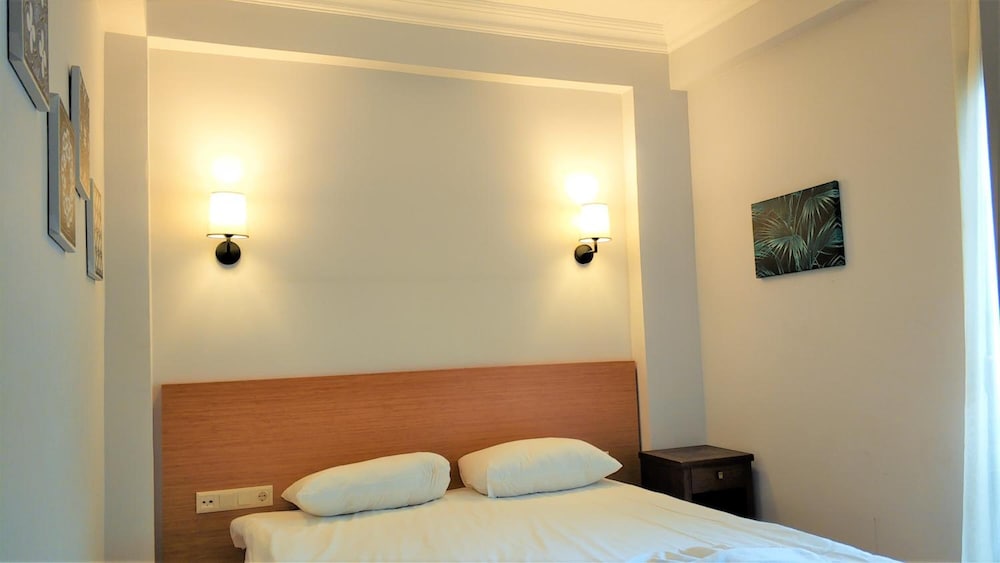 Bucoleon Hotel 18