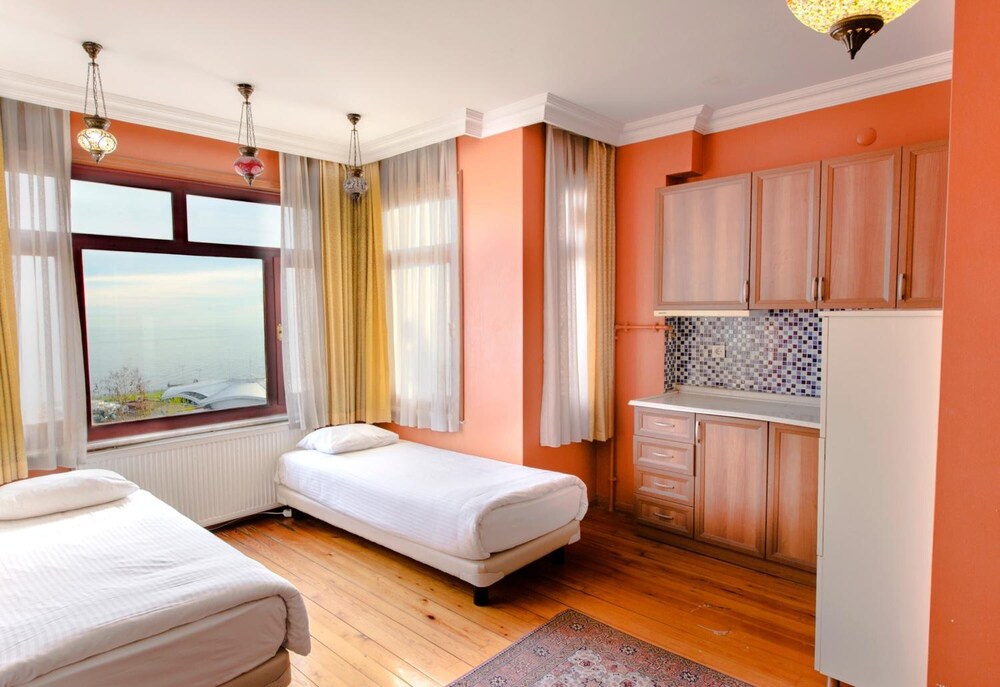 Bucoleon Hotel 10
