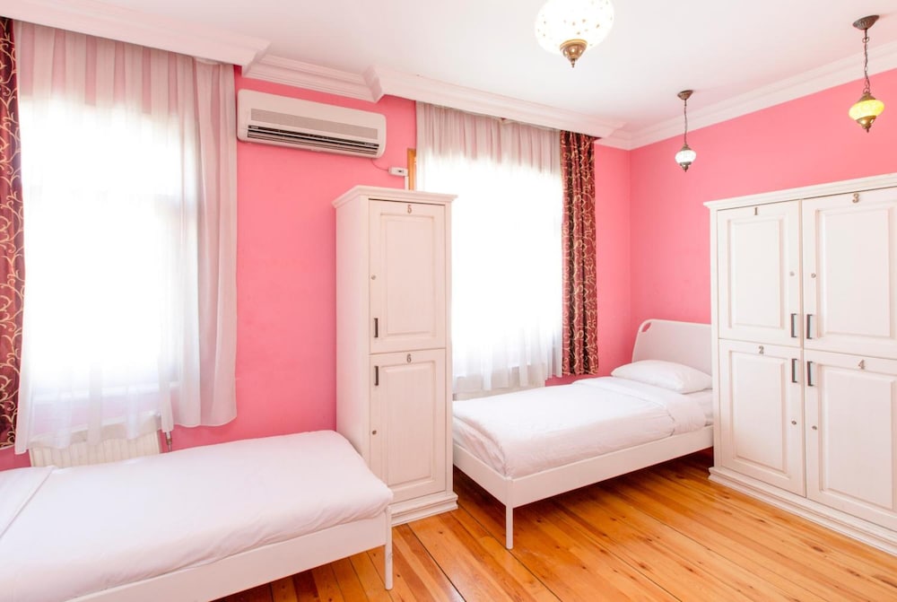 Bucoleon Hotel 11