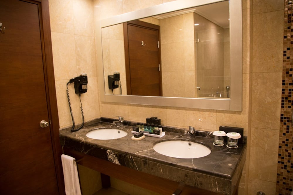 Holiday Inn Istanbul - Sisli 24