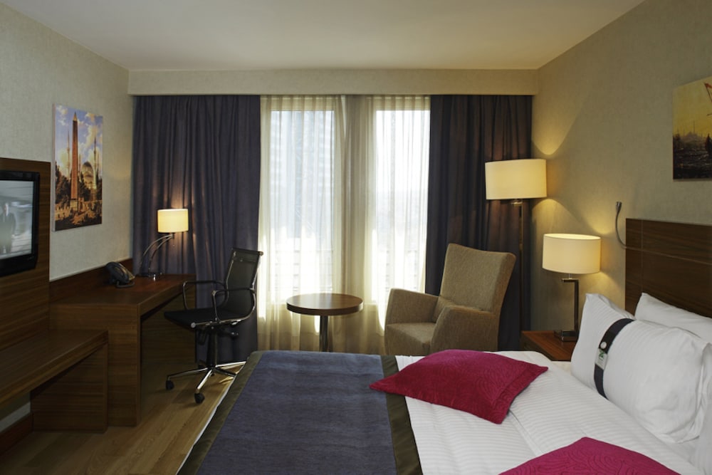 Holiday Inn Istanbul - Sisli 14