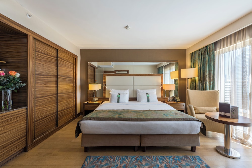 Holiday Inn Istanbul - Sisli 18