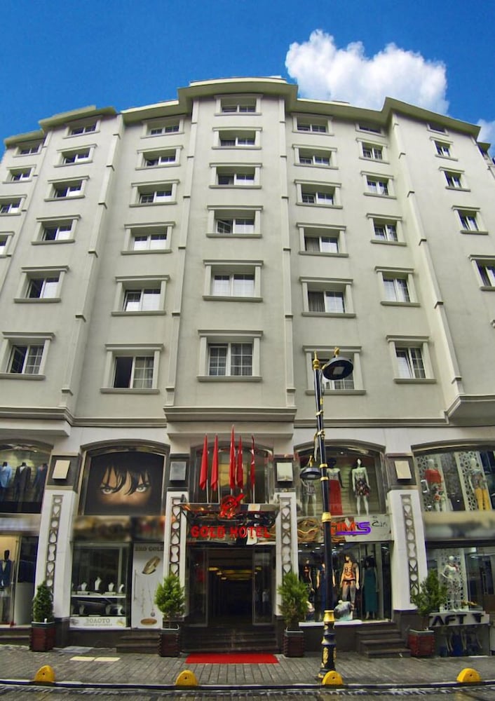 Gold Hotel 1