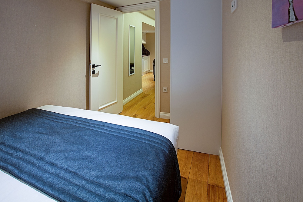 Moss Suites Residence 10