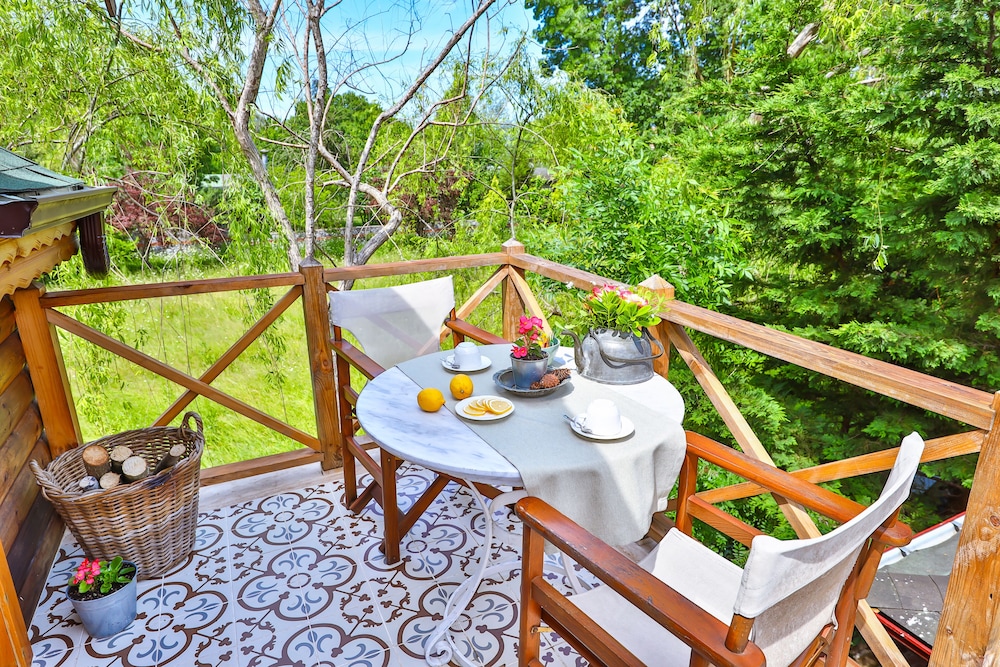 Tranquilla River Lodge 22