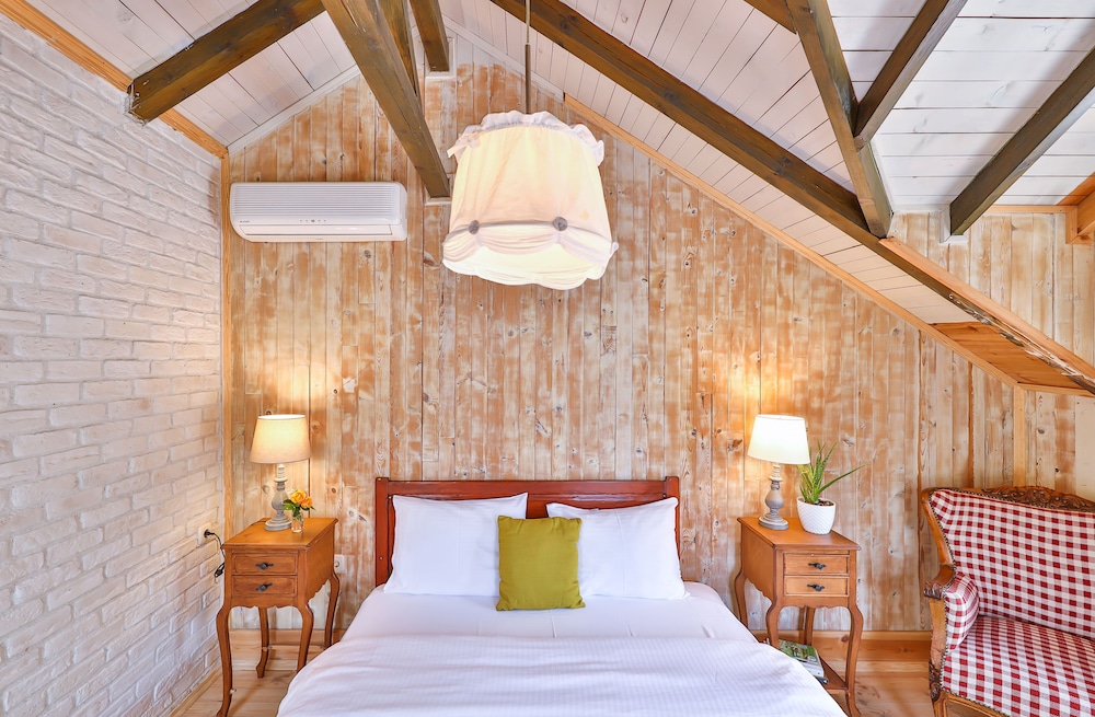 Tranquilla River Lodge 20