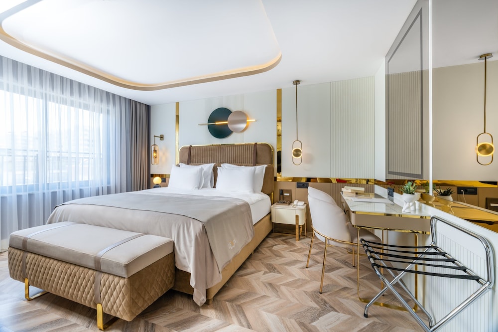 Lexia Hotels 10
