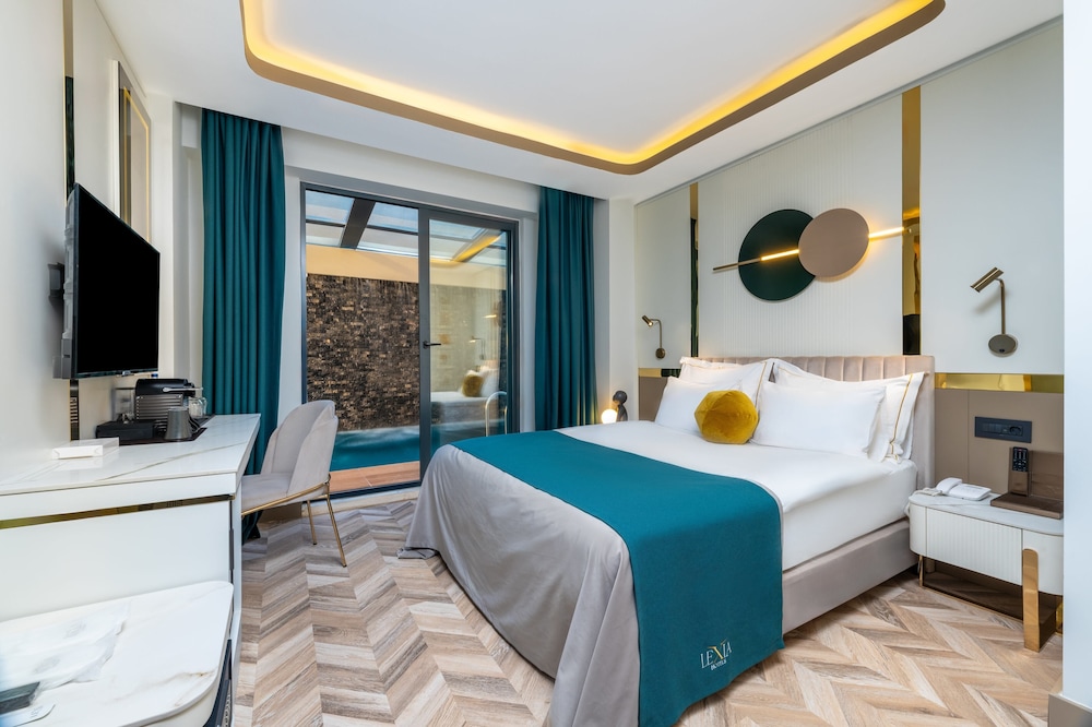 Lexia Hotels 21