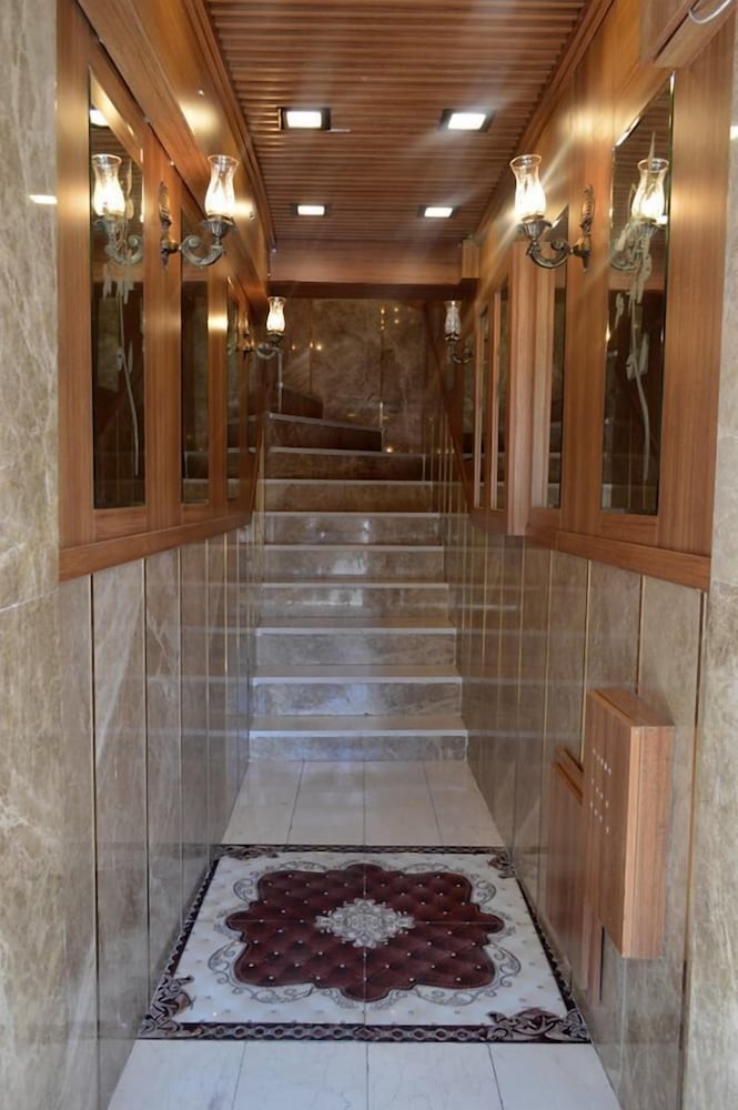 Grand Gross Hotel 21