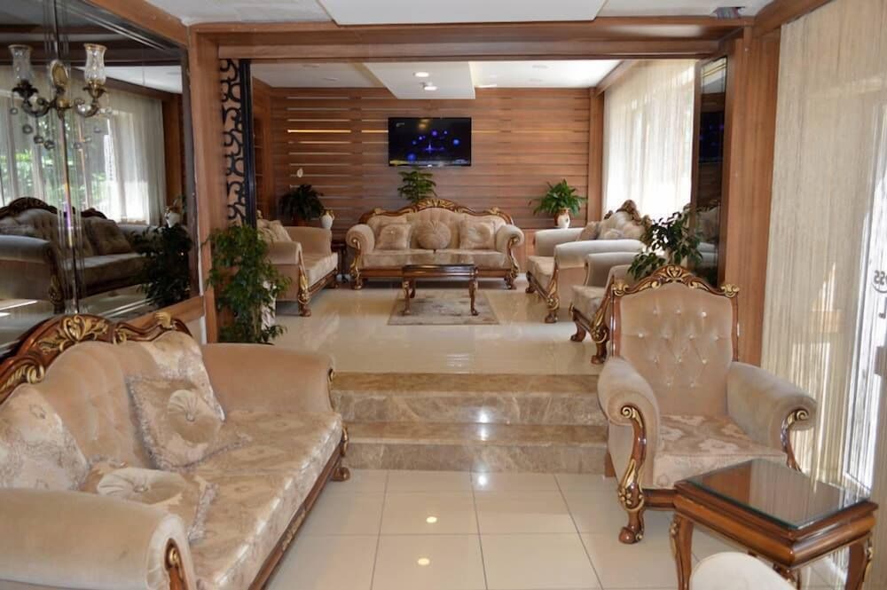 Grand Gross Hotel 5