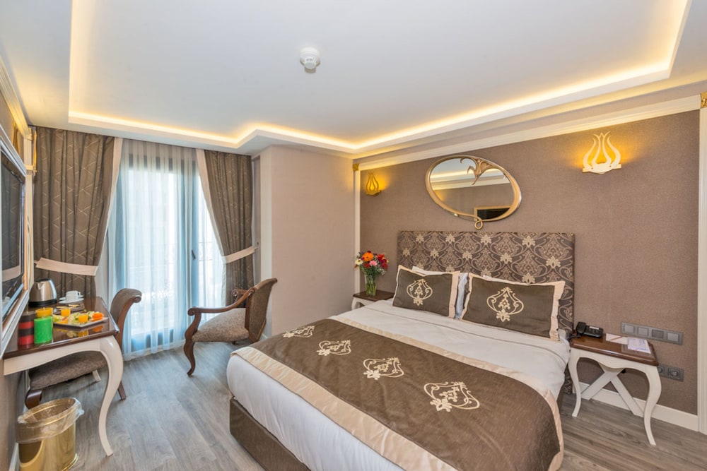 Hotel The Pera Hill 18