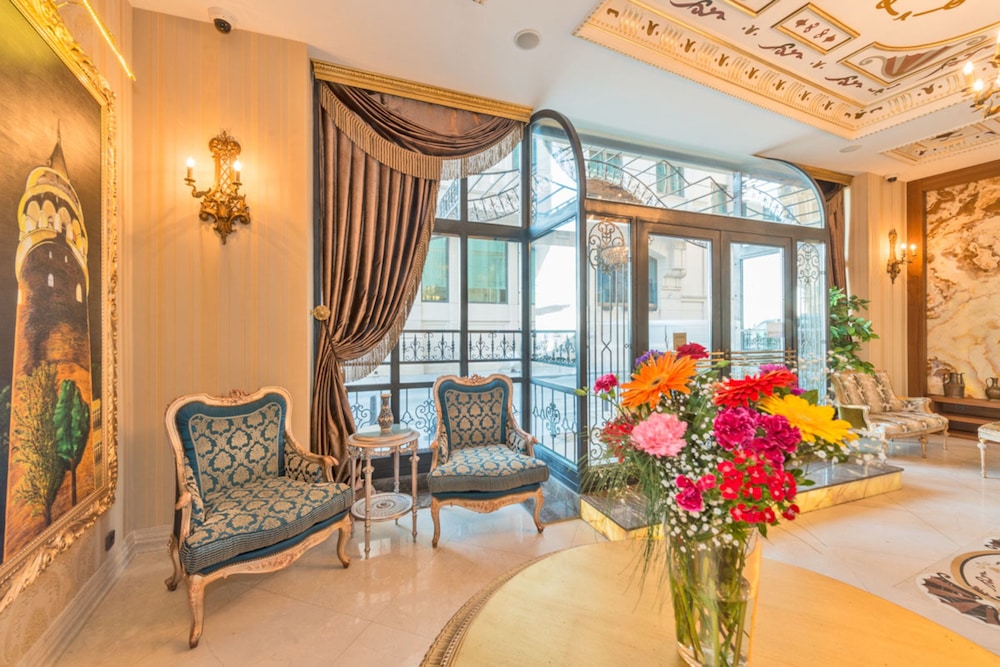 Hotel The Pera Hill 11