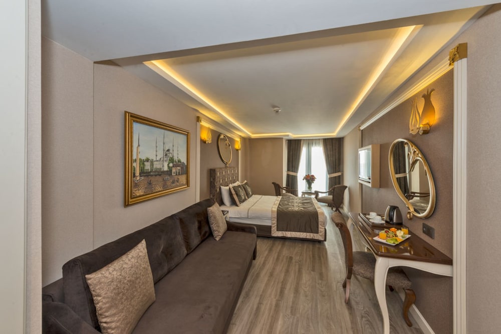 Hotel The Pera Hill 24