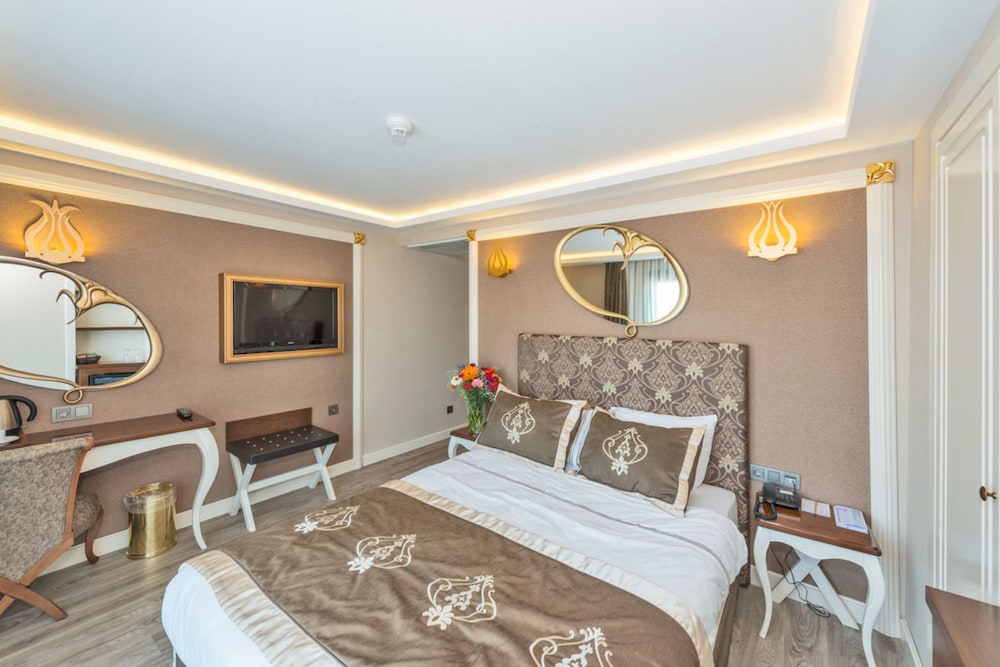 Hotel The Pera Hill 21