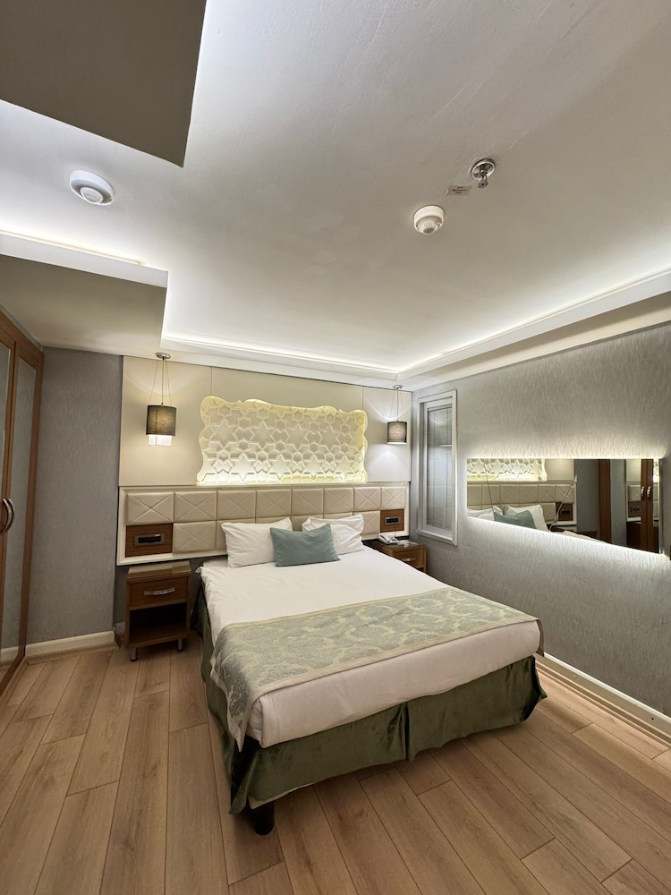 Style Star Hotel 4