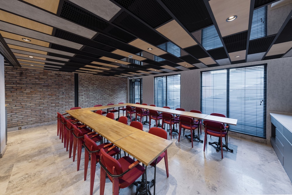 AHG Atlas Hotel 8