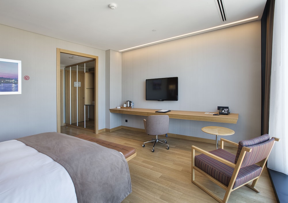 DoubleTree by Hilton Istanbul Avcilar 22