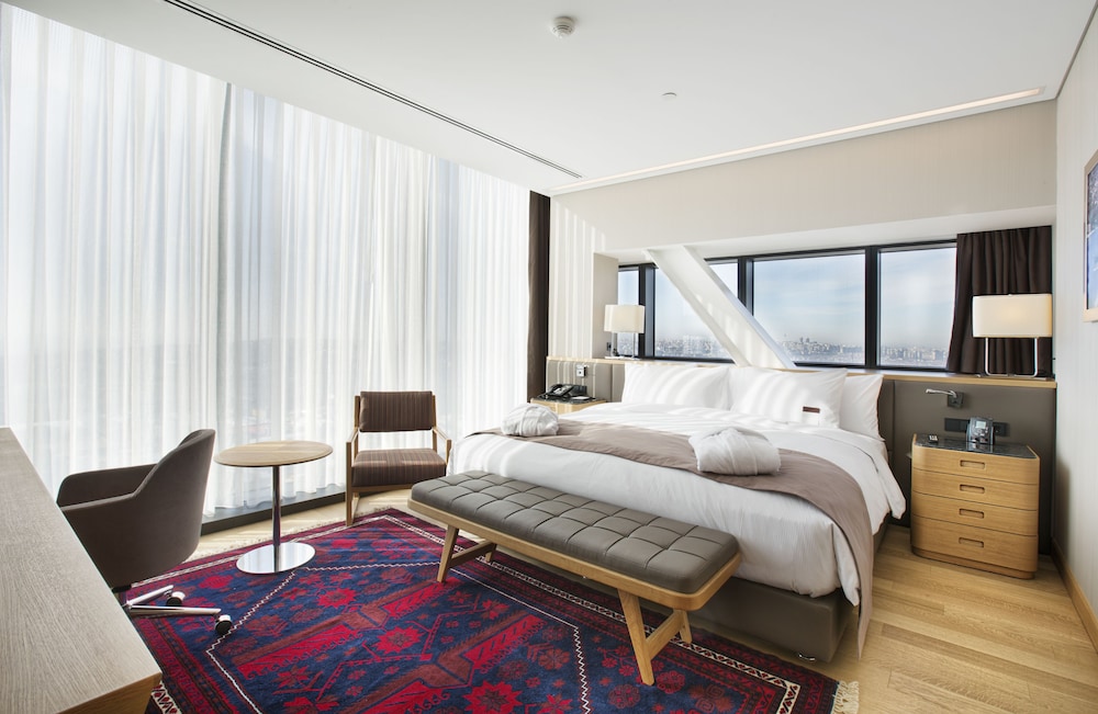 DoubleTree by Hilton Istanbul Avcilar 15