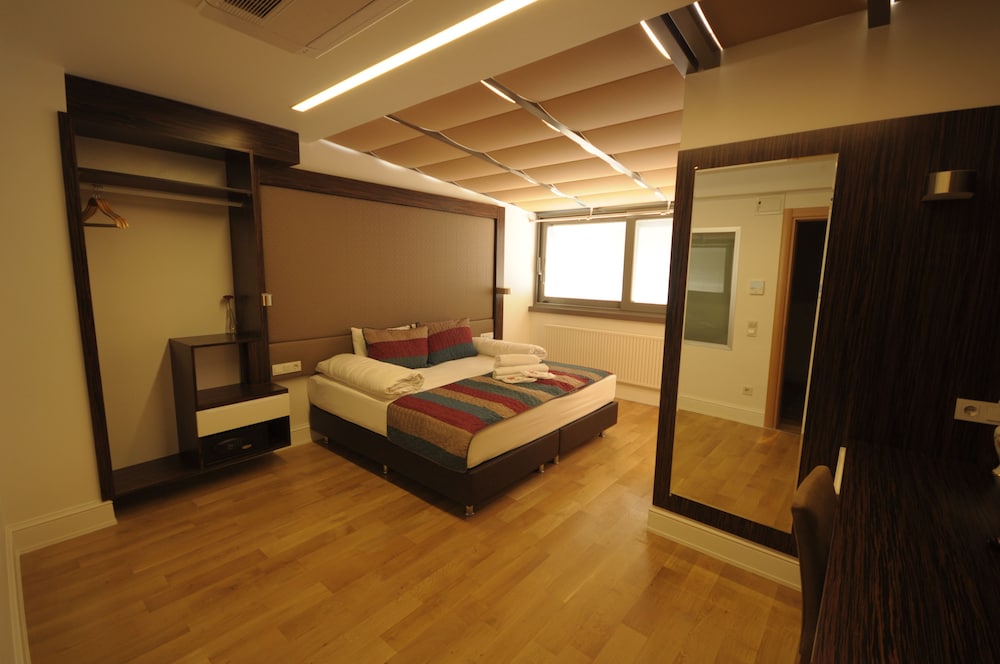 Ottopera Boutique Hotel 11