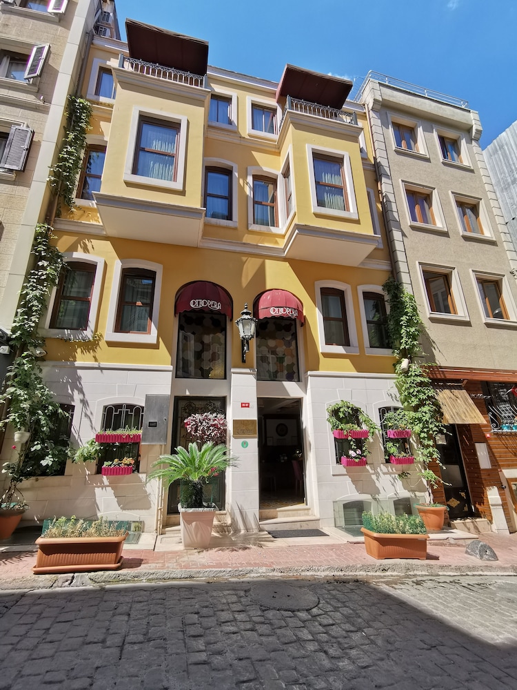 Ottopera Boutique Hotel 1