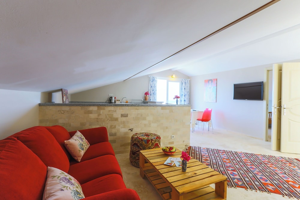 Saylam Suites 10