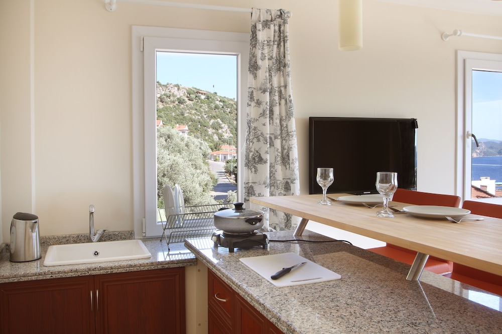 Saylam Suites 19