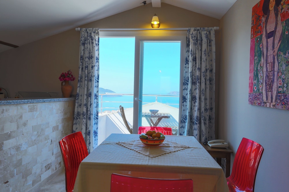 Saylam Suites 12