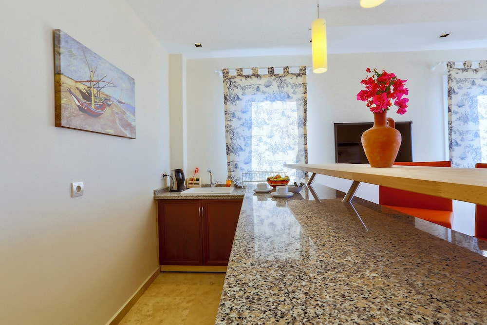 Saylam Suites 23