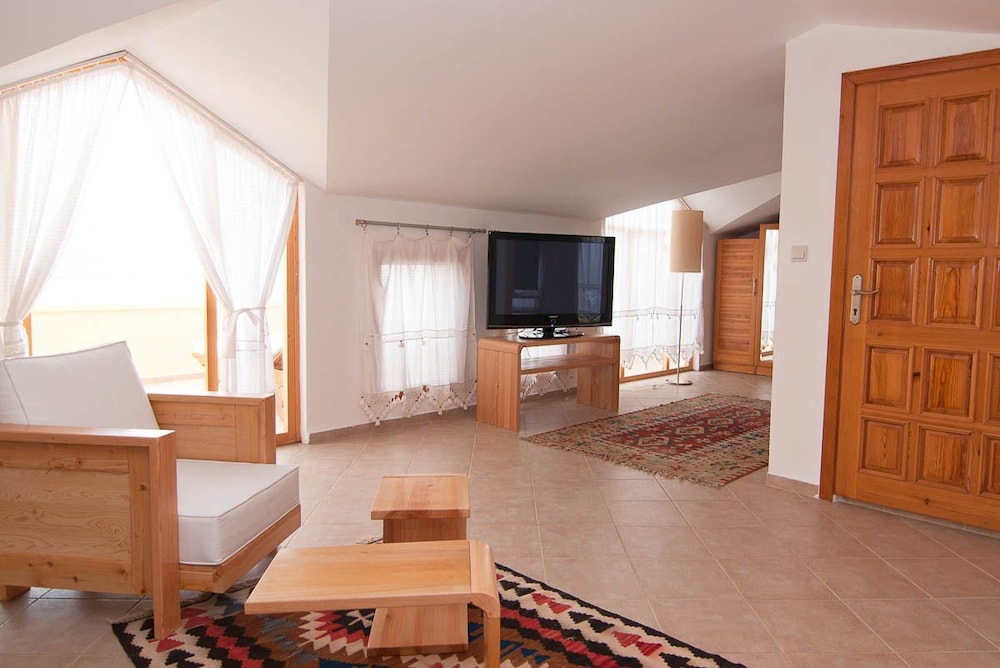 Lycia Butik Hotel 10